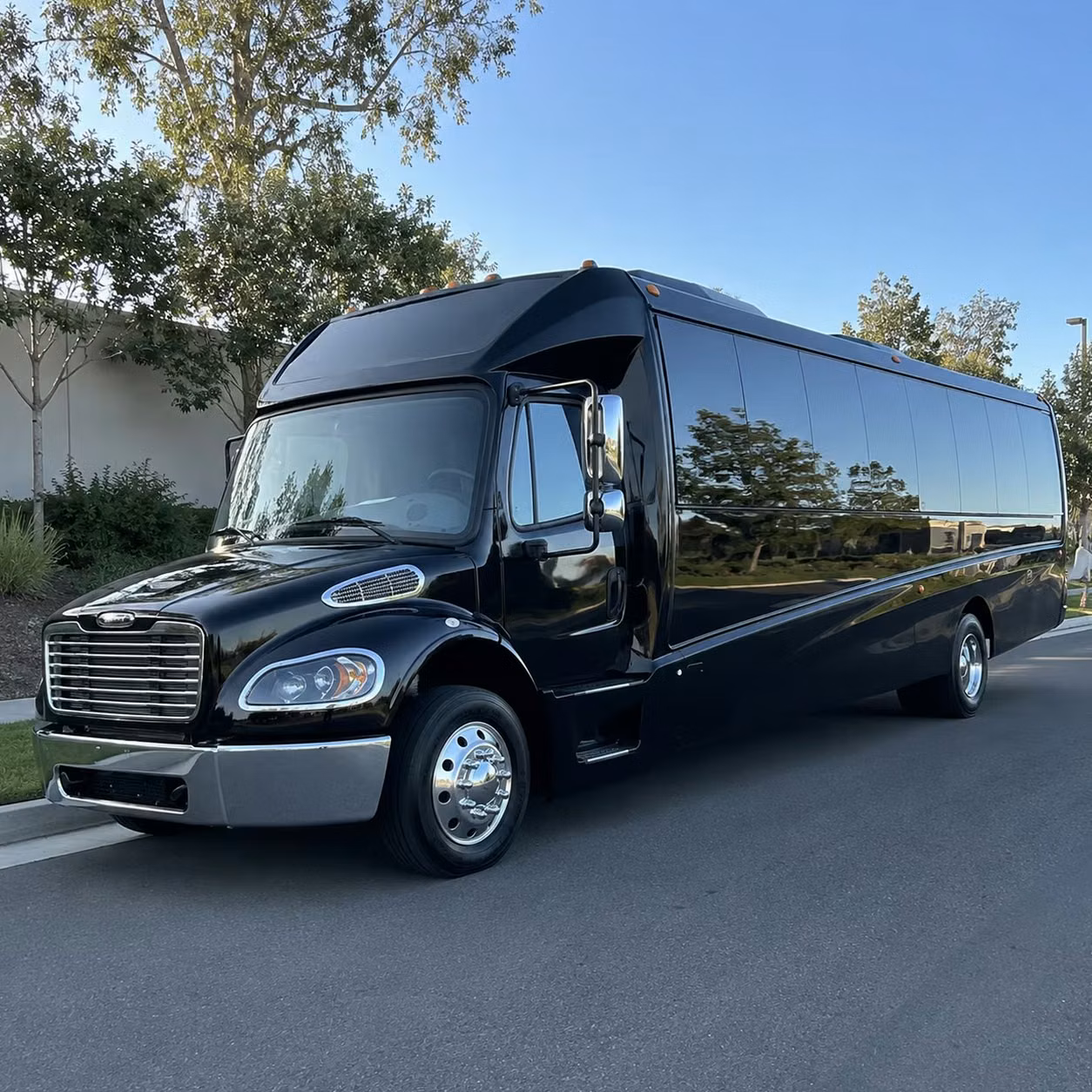 35 passenger minibus