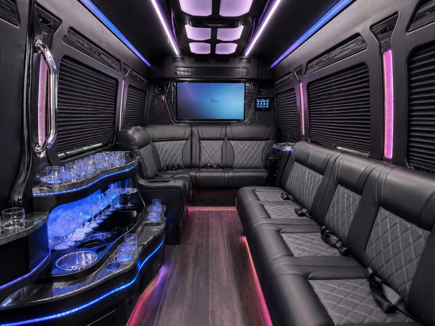 bringing a large fan group to bill graham civic auditorium one bus beats twenty rideshares