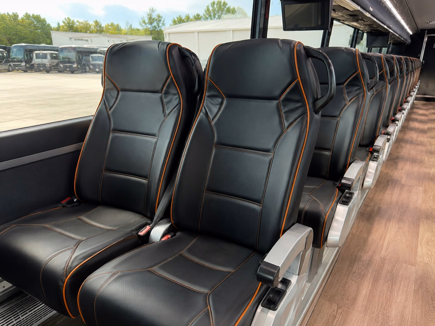 field trip bus rentals to the exploratorium aquariums and science centers near san mateo